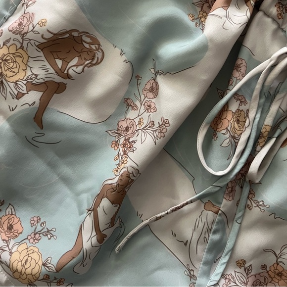 Song of Style Shirt & Shorts Size small - Picture 4 of 6